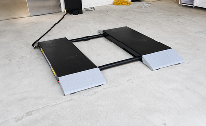 Mid Raise Belly Scissor Lift 3.5Ton P30A