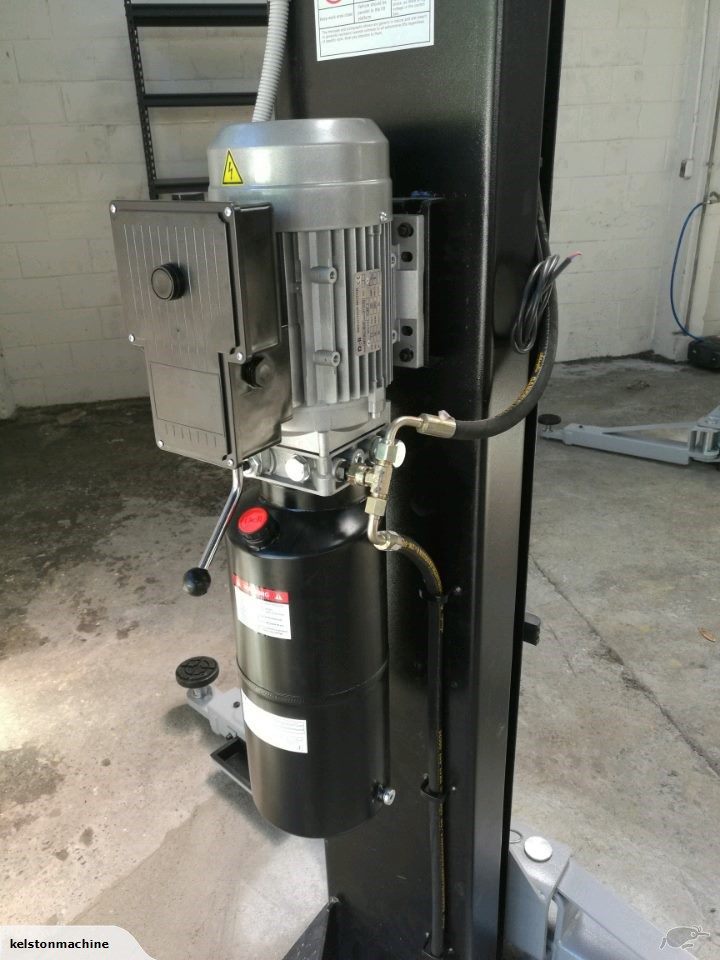 Two Post Hoist Clear Floor - TC45SA Black