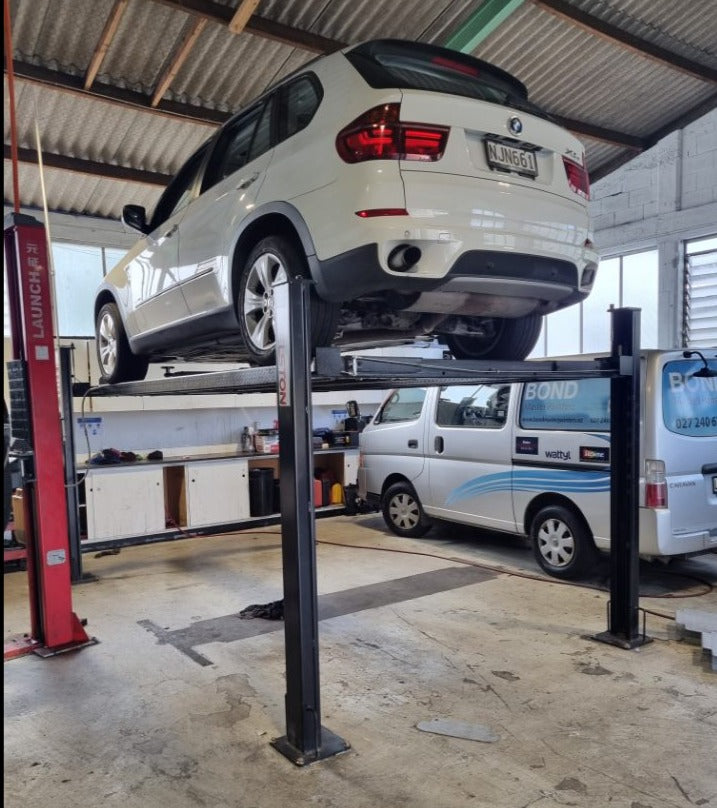 Four Post Parking Hoist - FP37